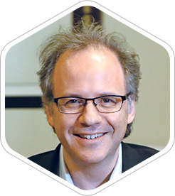 Dr. Michael<br />
Geist